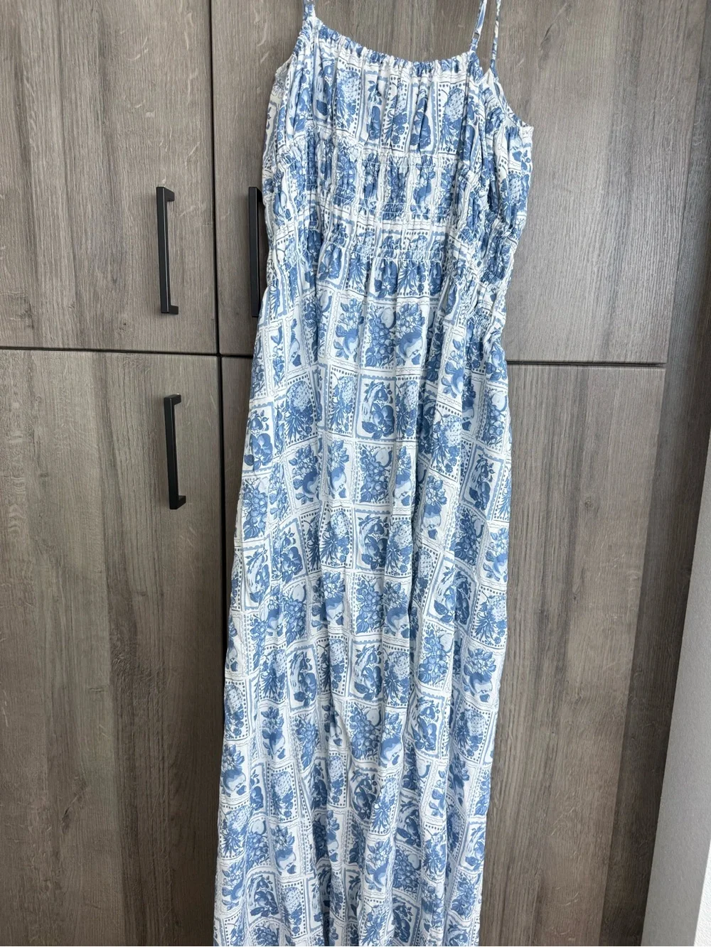 Abercrombie & Fitch Blue and White Printed Maxi Dress